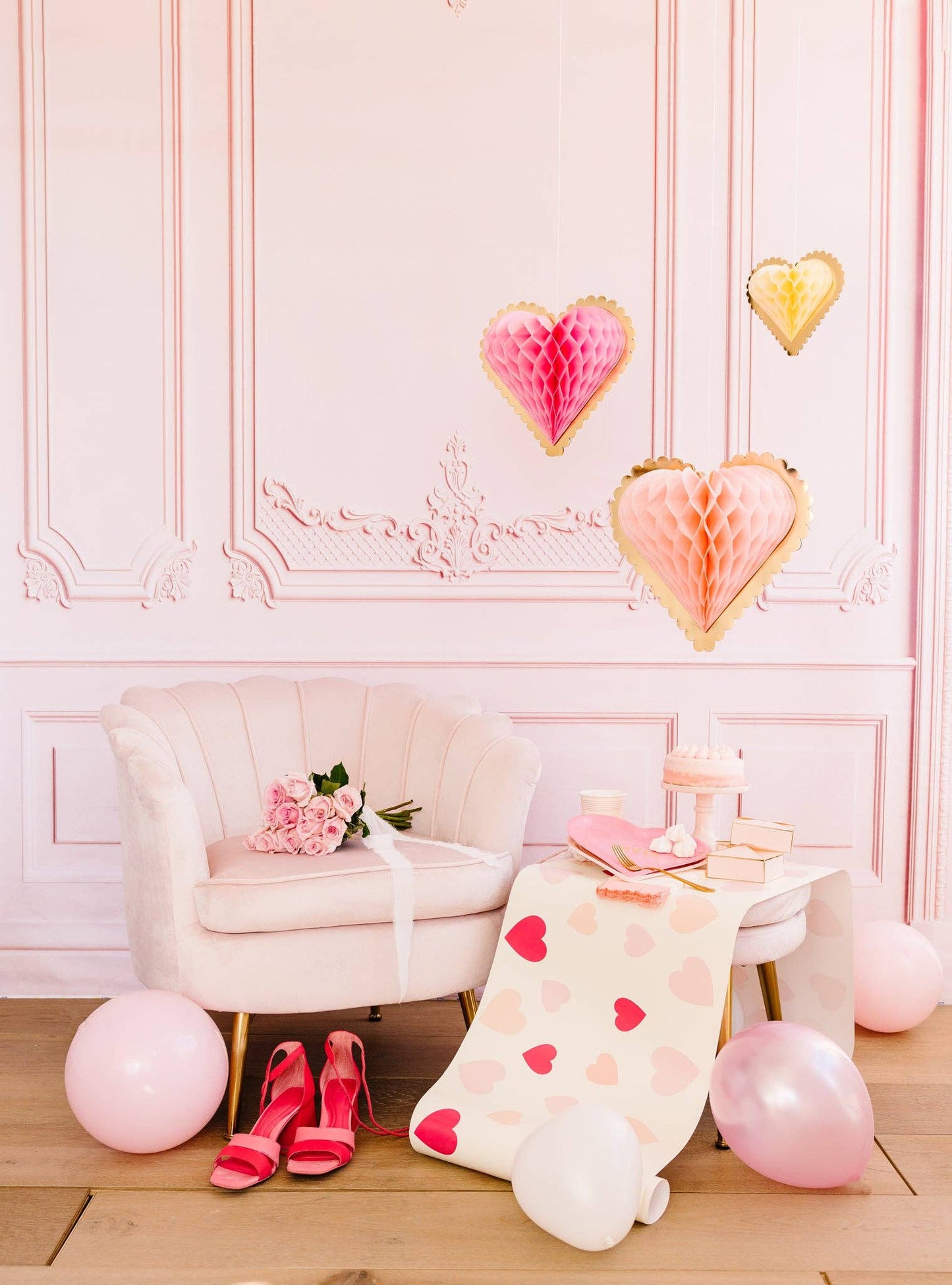 SEC1002 - Secret Admirer Honeycomb Hanging Hearts