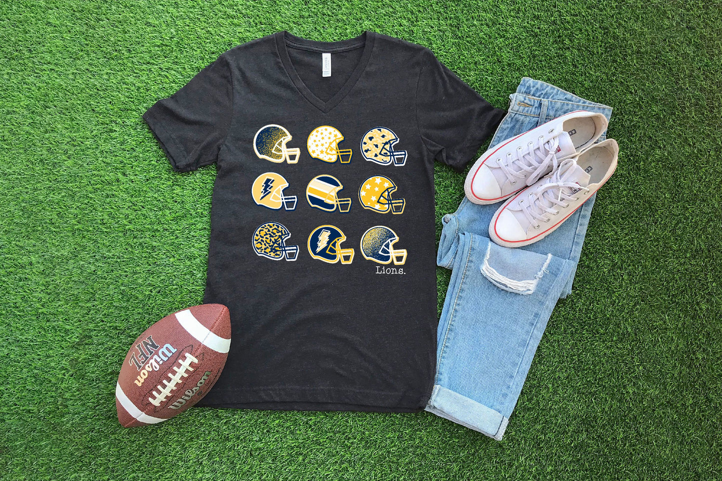 Texas A&M Commerce Lions Helmets - Crewneck & V-Necks