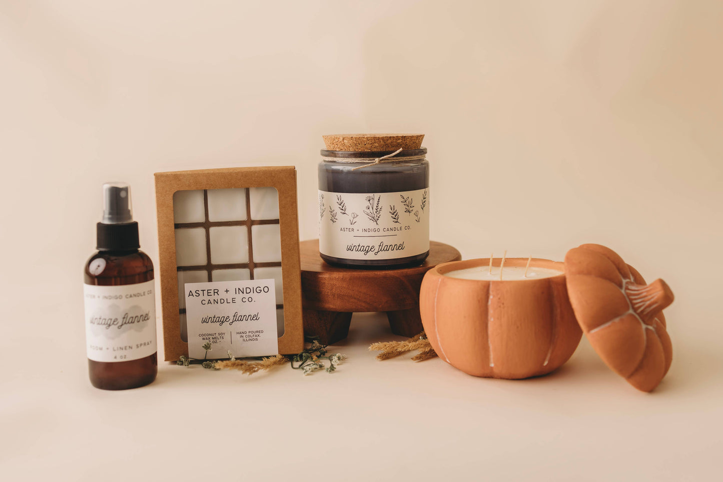 Pumpkin Candle | Terracotta | Vintage Flannel Scent